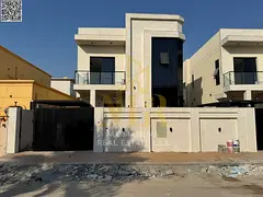 A villa directly from the owner, with personal finishing, on a main street, close to all services. F