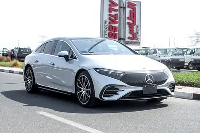 2023- BENZ EQS 450- SUPER CLEAN - LIKE NEW - ONLY 4,000 KM