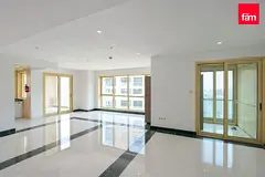 Upgraded Large Size I High Floor I Furnished