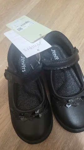 Girls black shoes