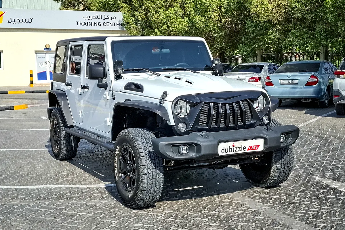Jeep Wrangler Unlimited 2016 — photo 1 of 15