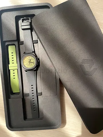 Fuj