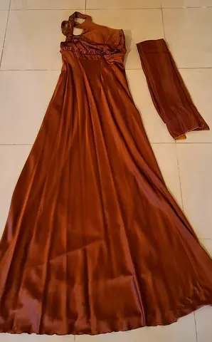 Brown Evening Dress with Shall (Cocoon) فستان سهرة مع شال