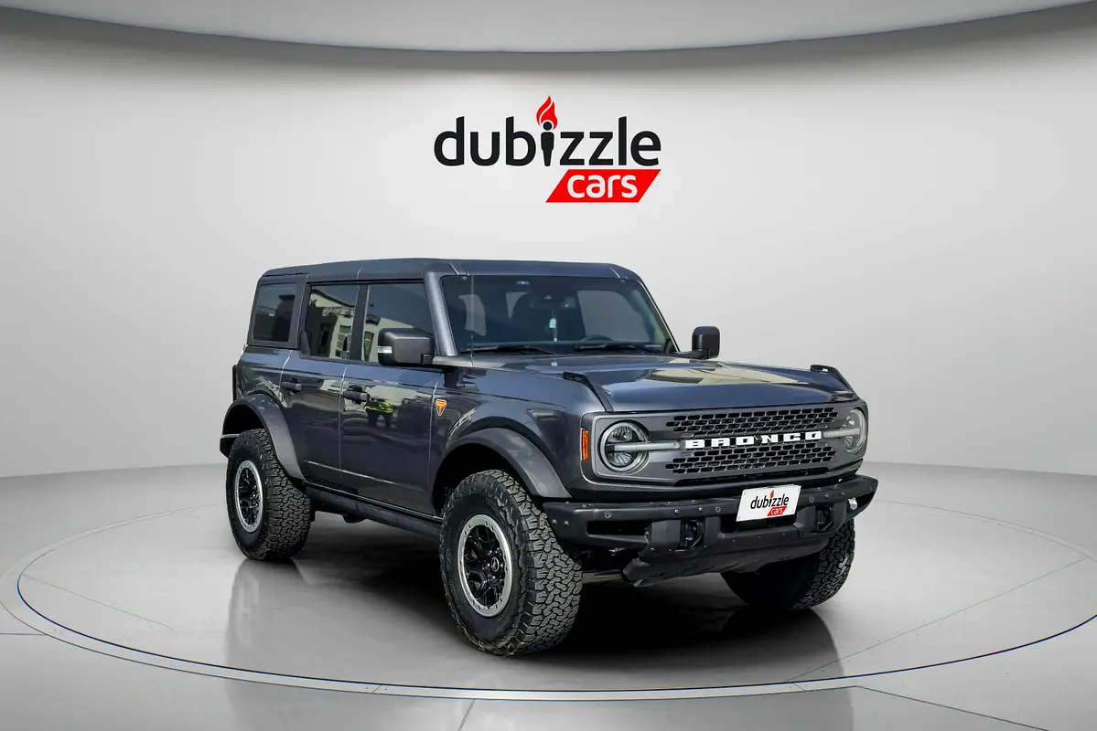 Ford Bronco 2022 — photo 1 of 14