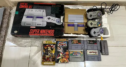 Rare 90s OG Super Nintendo with games