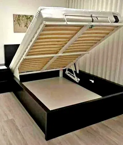 Ikea king size hydraulic bed with Ikea mattress  ‎