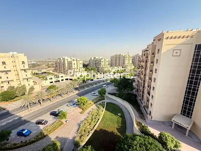 Near Pool | Inner Circle | Ready | Prime Location