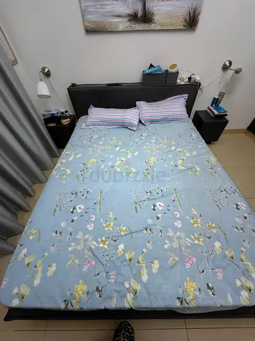 Hydraulic bed with mattress 160x200