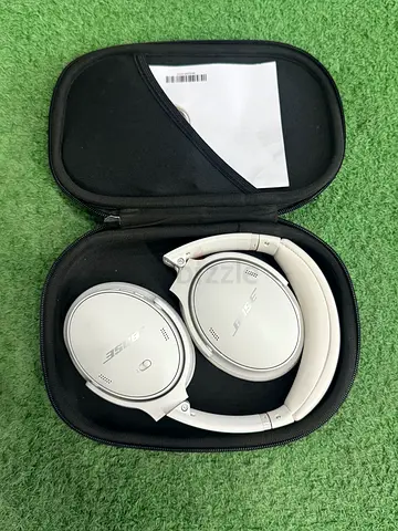 Bose QuietComfort Wireless Noise Cancelling Headphones, White