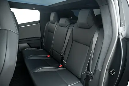 صورة 7 لـ 2024 Tesla CYBERTRUCK
