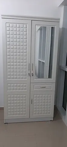 Brand new 2door big size wardrobe available