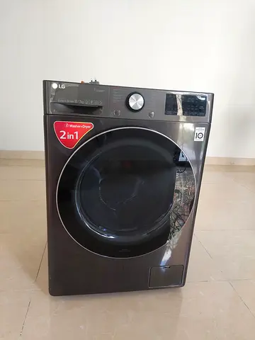 LG 10/7 Kg Washing Machine and Dryer with AI DD Technology
