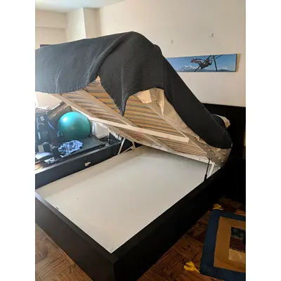 Ikea queen size hydraulic bed with Ikea mattress  ‎