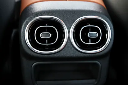 2026 Mercedes-BENZ GLC 缩略图 14