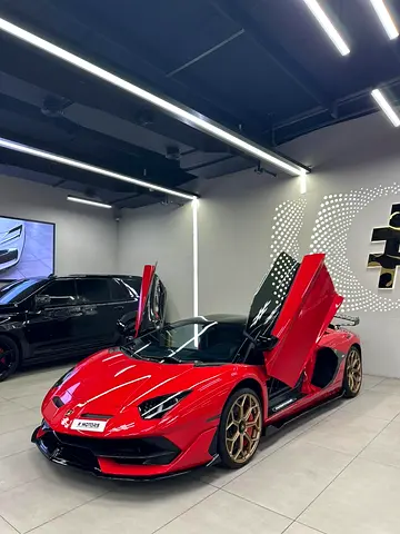 Lamborghini Aventador SVJ Roadster