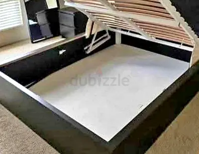 Ikea queen size hydraulic bed with Ikea mattress
