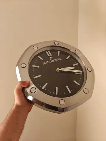 Wall clock AP