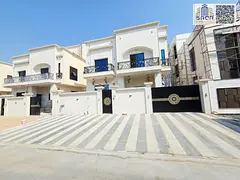 Two floors and a rooftop/6 rooms, central air conditioning with air conditioners