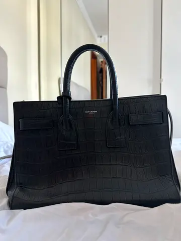 Authentic Saint Laurent Sac de Jour Large in Croc-Embossed Leather