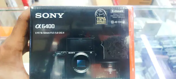 Sony Alpha 6400 - Mirrorless Camera