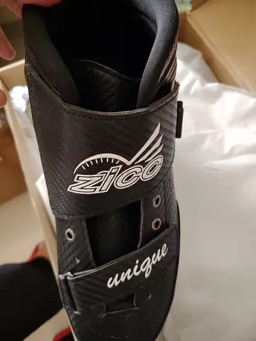 Professional speed skates