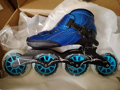 Speed into Fun with These Stylish Inline Skates!