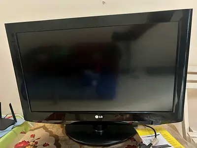 LG 32 LED TV in Good Condition