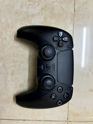 For Sale: PlayStation 5 DualSense Controller in Excellent Condition!
