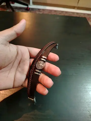 Stylish Bracelets - Perfect for Any Occasion!