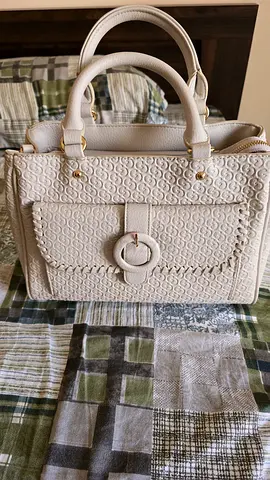 Stylish and Elegant Handbag for Every Occasion