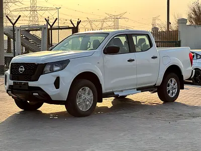 2023 NISSAN NAVARA |   2.5 PETROL SE 4X2 MT DC PLUS  Engine:      2.5i Low Output, 4 Cylin