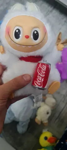Coca cola labubu!