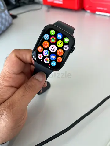 Apple Watch Series 8 (45mm) – Excellent Condition