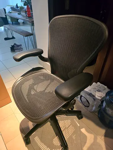Herman Miller Aeron Chair Fully Loaded Good Condition