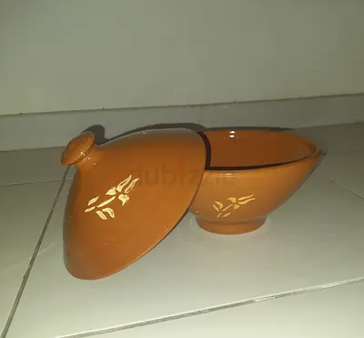 Glazed Terracotta Serving Pot with Lid – Leaf Design (1.5L)