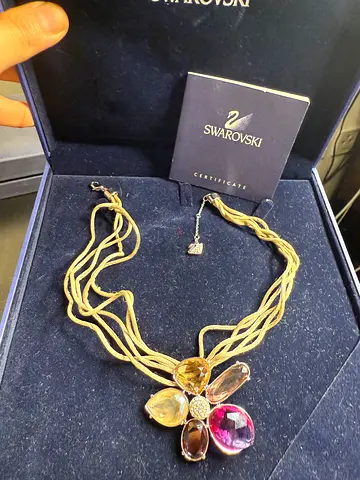 Swarovski big flower crystal chain