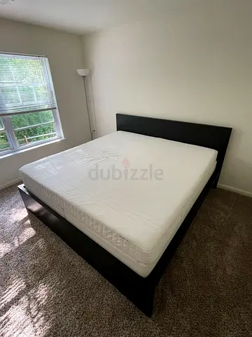 ‎Malam king size bed 180/200cm bed , 2 storage drawers underneath and with Ikea mattress