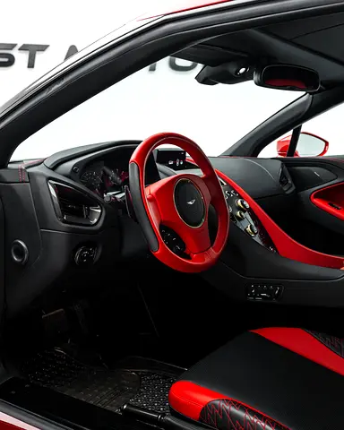 2018 Aston Martin VANQUISH — миниатюра 14