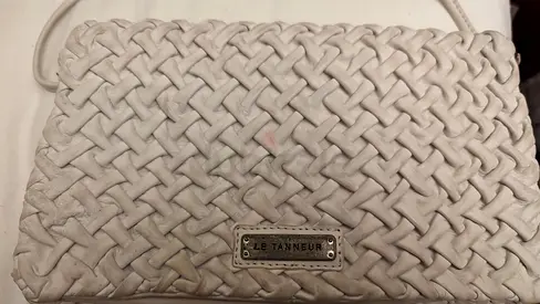 Leather sling hand bag