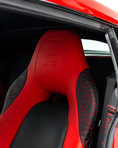 2018 Aston Martin VANQUISH — миниатюра 17