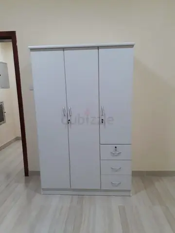 Brand new 3door wardrobe available made in Thailand