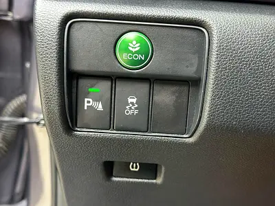 2016 Honda ACCORD 缩略图 10