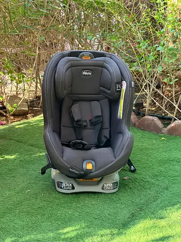 Chicco NextFit Sport Convertible Car Seat