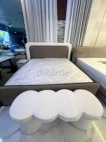 Stylish Modern Bed for sell