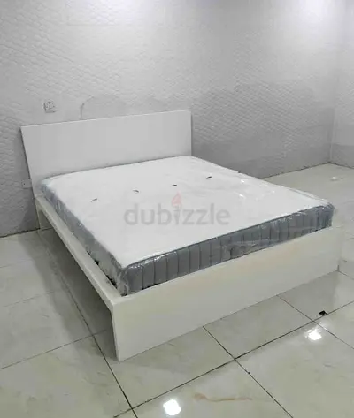 ‎Malam queen size bed 160/200cm bed with Ikea mattress