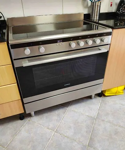 Siemens Electric Stove 90x60cm