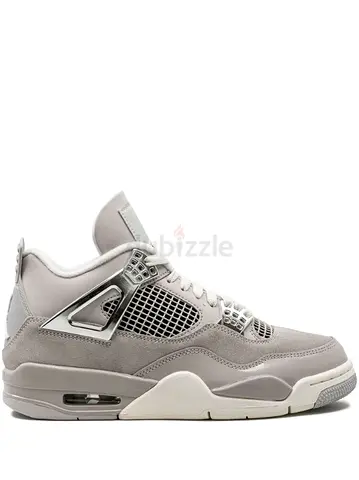 Jordan 4 Retro ‘Frozen Moments color