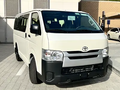2025 Toyota HIACE 照片 3