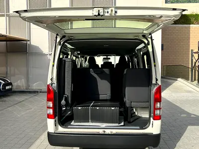 2025 Toyota HIACE 照片 7