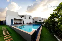 Triplex Townhouse Compound